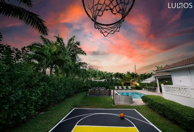 Beautiful House Heated Pool, Basketball L01