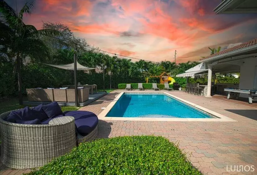 Beautiful House Heated Pool, Basketball L01