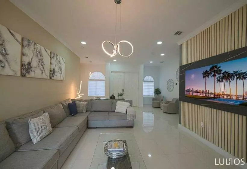 Beautiful House Heated Pool, Basketball L01