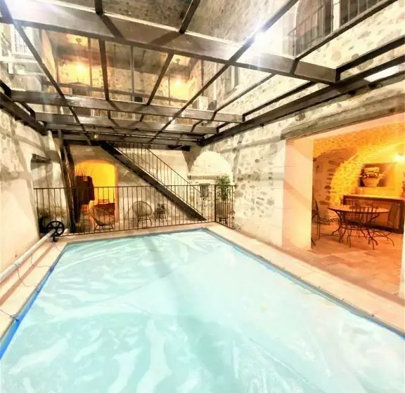 Gite 3ch Doubles X3 Ou Gite De Groupe 9ch Doubles   Piscine Interieure Chauffee