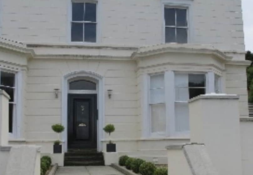 Private Luxury Apartment Near Belfast With Garage