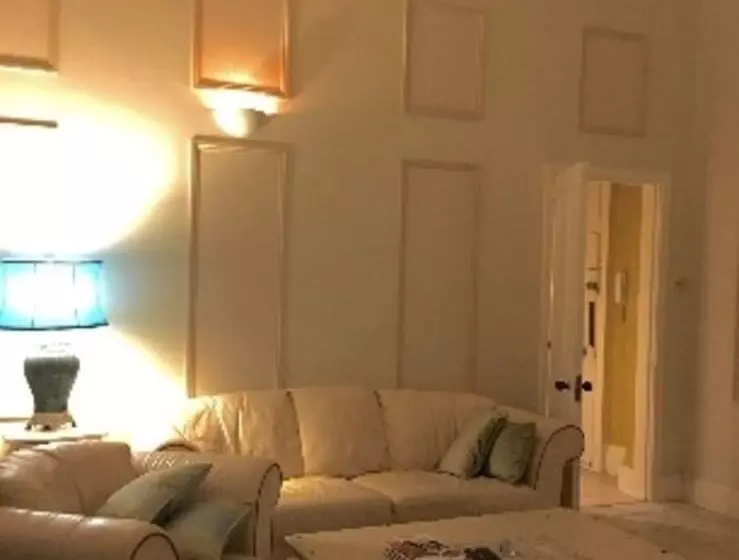 Private Luxury Apartment Near Belfast With Garage