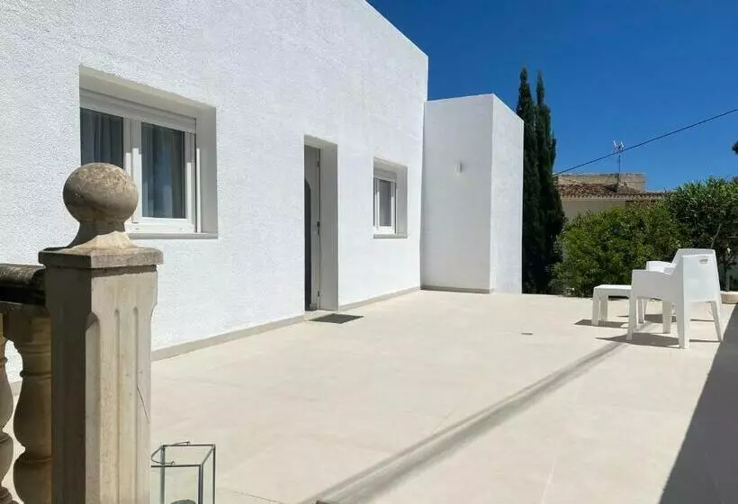 Villa Mit Privatem Pool 10 Minuten Vom Strand Mit Kostenlosen Wifi