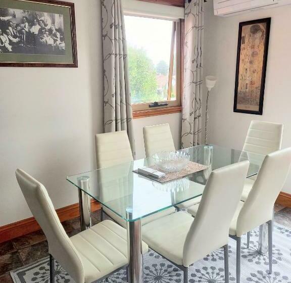 Central To Cbd Cosheirm Apartments On Merri