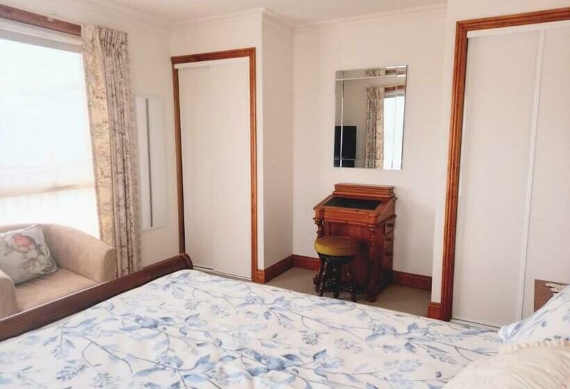 Central To Cbd Cosheirm Apartments On Merri