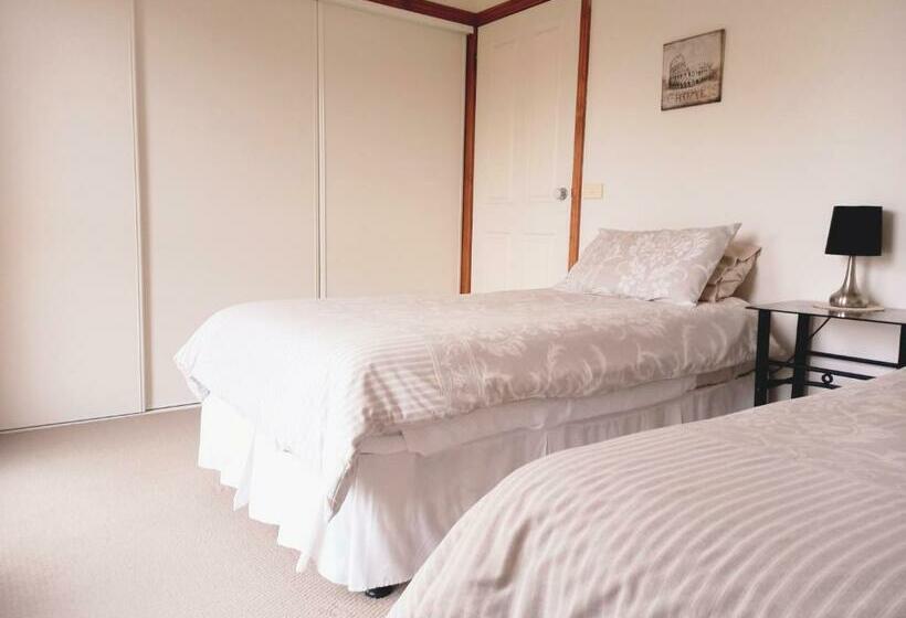 Central To Cbd Cosheirm Apartments On Merri