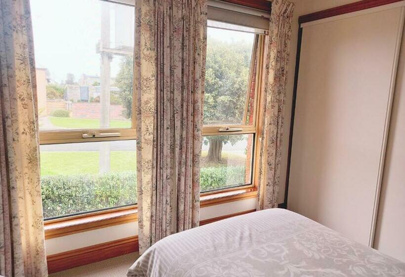 Central To Cbd Cosheirm Apartments On Merri