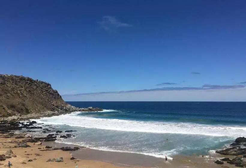 Encounter Hideaway Cottages