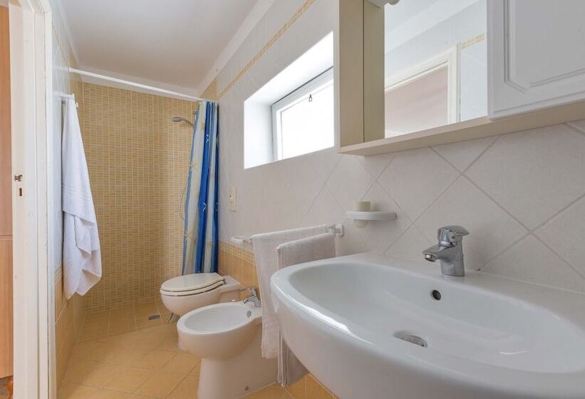 Appartamento Arno 200 Mt Dal Mare E Vicino Ad Altre Belle Località Salentine