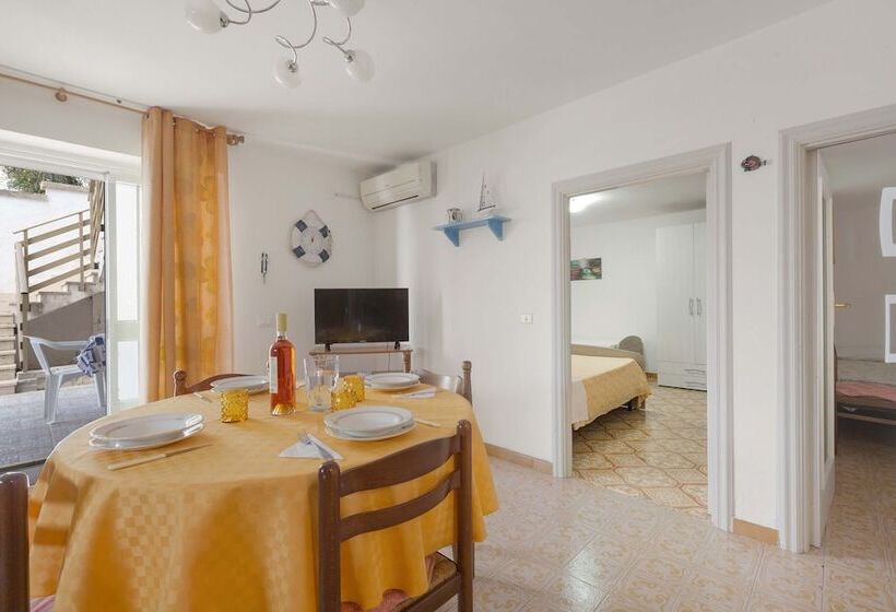 Appartamento Arno 200 Mt Dal Mare E Vicino Ad Altre Belle Località Salentine