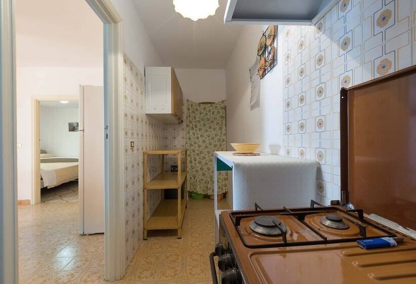 Appartamento Arno 200 Mt Dal Mare E Vicino Ad Altre Belle Località Salentine