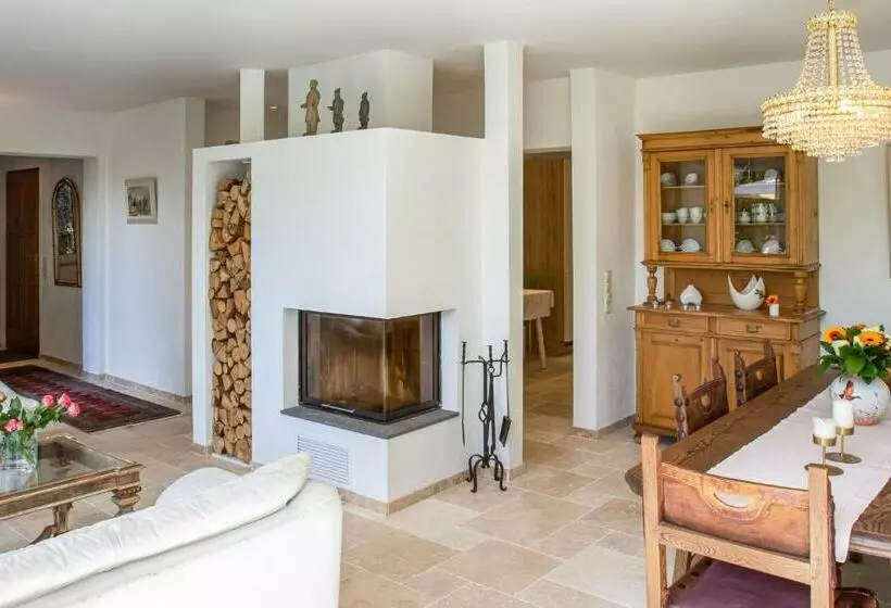 Awesome Home In Nideggen With Wifi