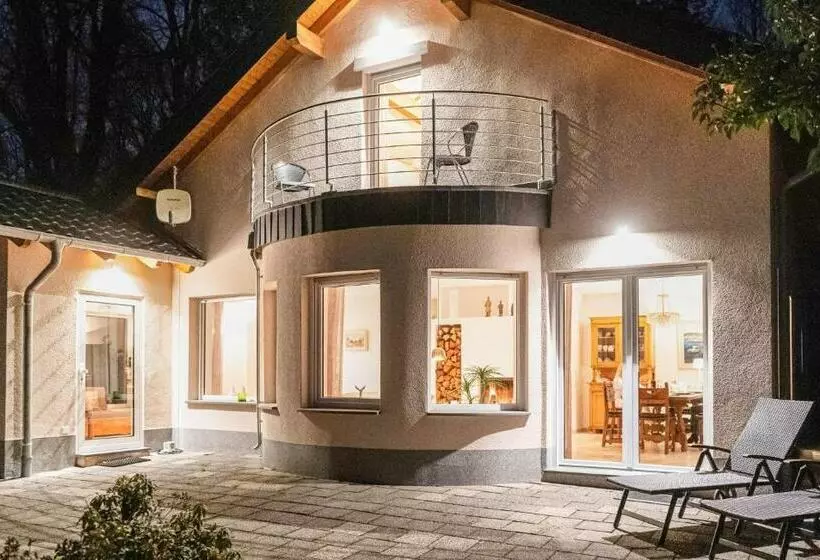 Awesome Home In Nideggen With Wifi