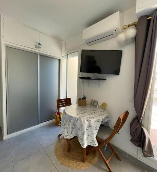 Le Provencal   Hyper Centre   Clim   Terrasse