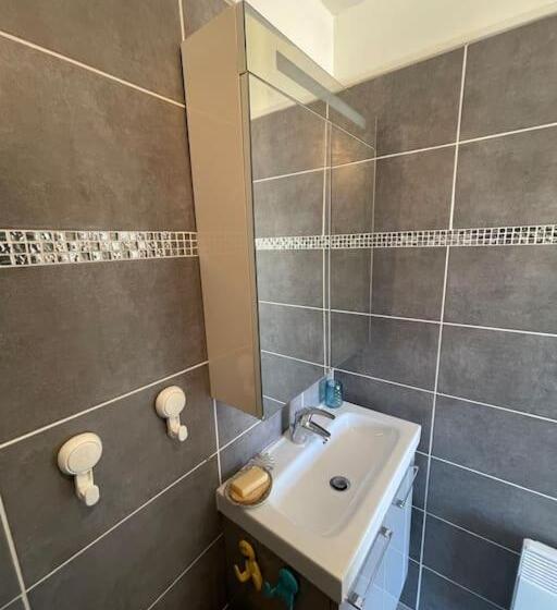 Le Provencal   Hyper Centre   Clim   Terrasse