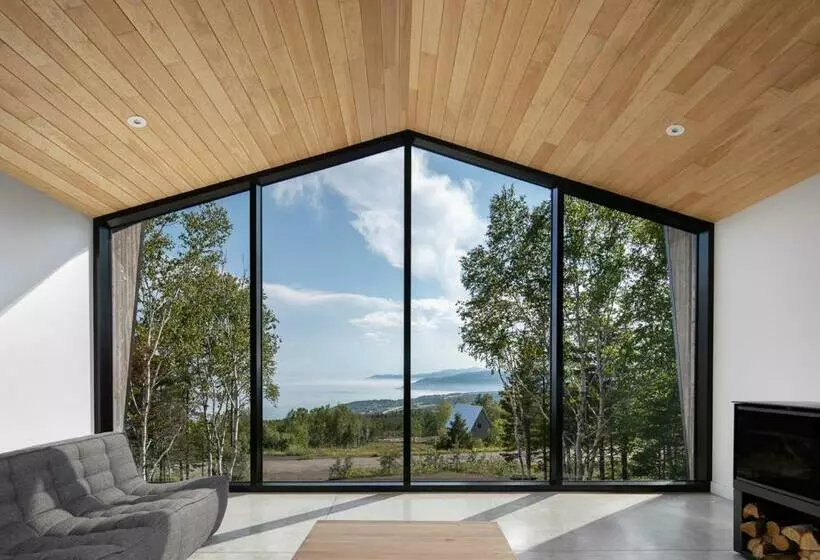 Luxurious Chalet With Pool, Sauna, Spa & Amazing View