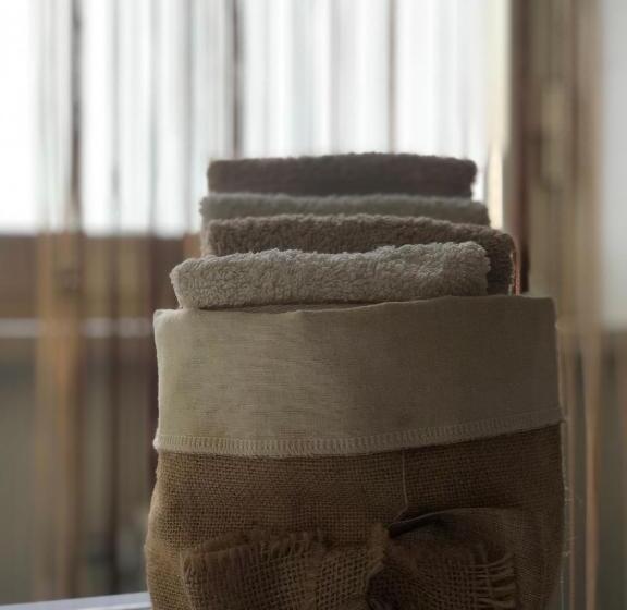 In Viaggio Come A Casa Vicino Alla Stazione, Ltscalo!