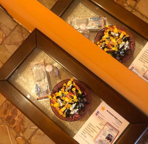 In Viaggio Come A Casa Vicino Alla Stazione, Ltscalo!