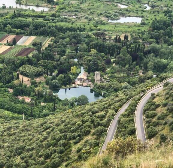 In Viaggio Come A Casa Vicino Alla Stazione, Ltscalo!