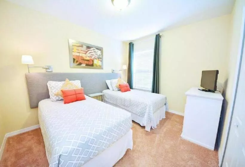 Make Memories With Your Family And Friends In This Beautiful Home 1014