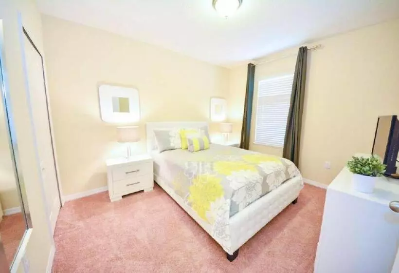 Make Memories With Your Family And Friends In This Beautiful Home 1014