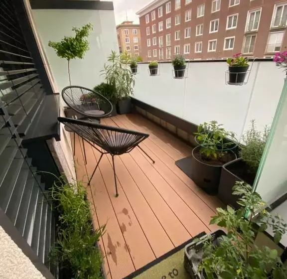 New City Center Apartment