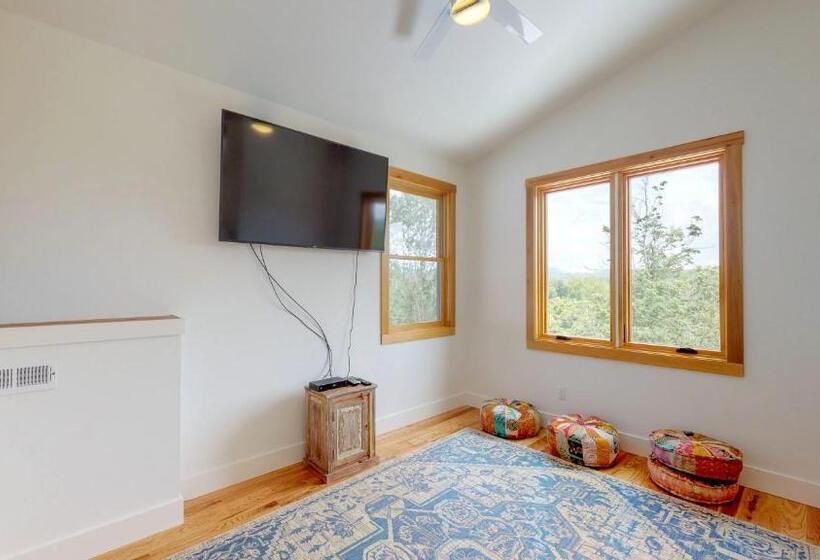 Upstream Bachelorette