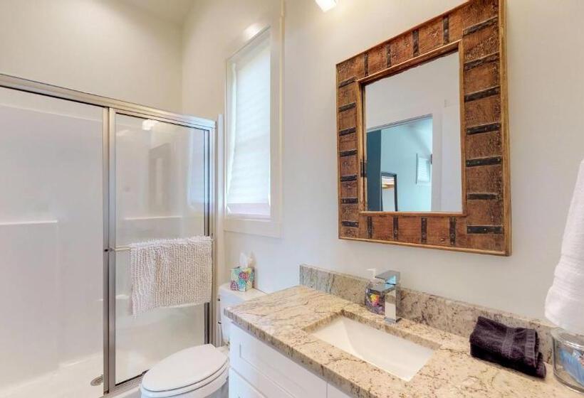 Upstream Bachelorette