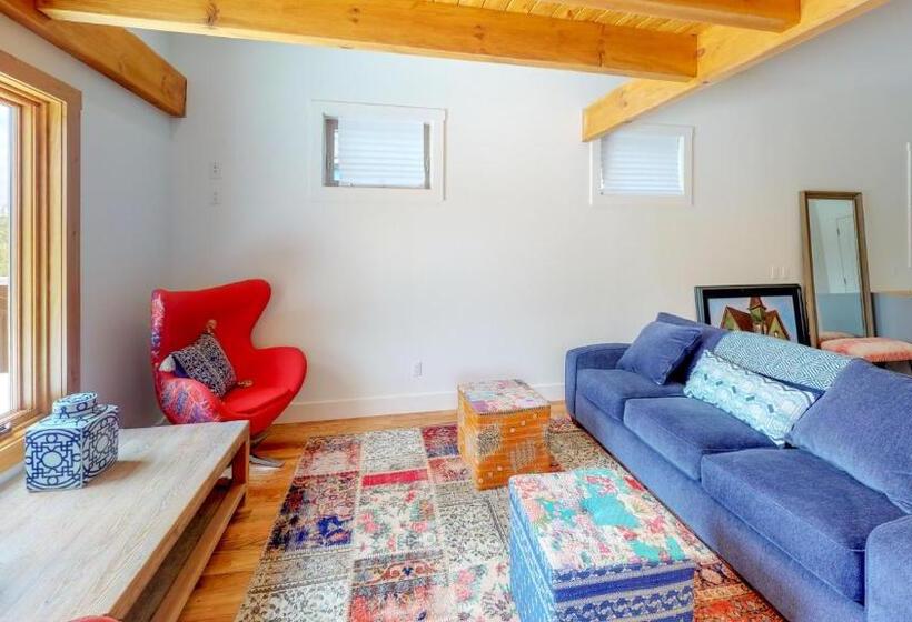 Upstream Bachelorette