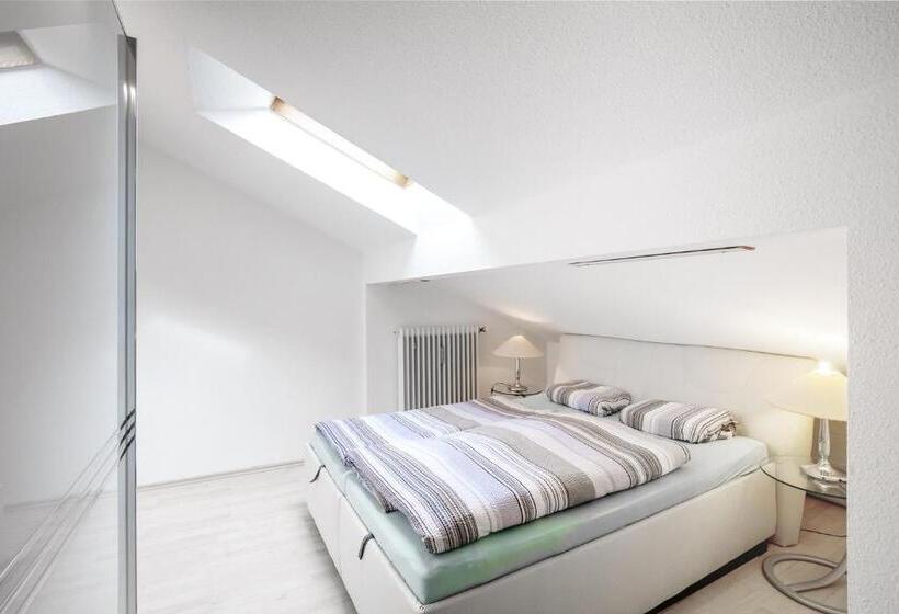 Lovely City Center Apartment