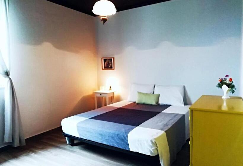 Santa Barbara Holiday Rentals