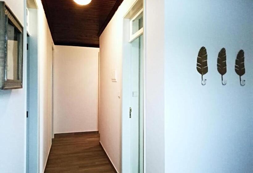 Santa Barbara Holiday Rentals