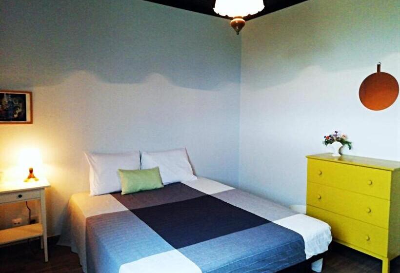 Santa Barbara Holiday Rentals