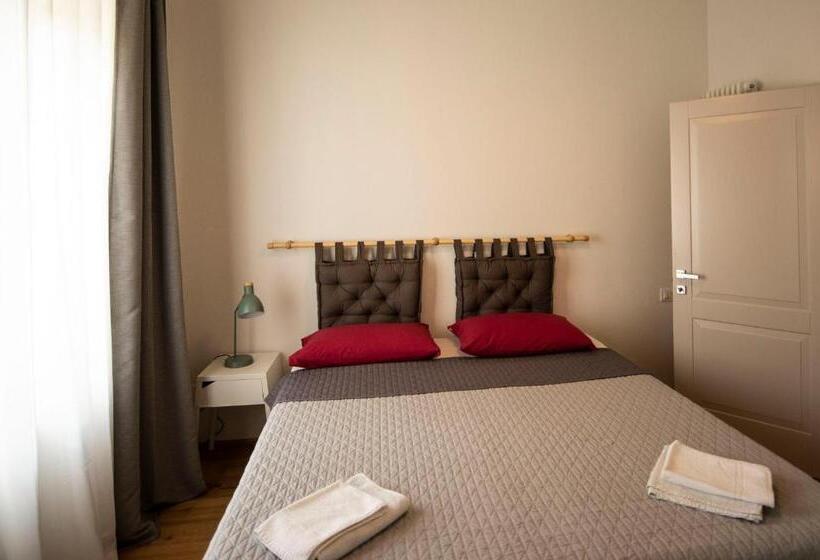 Gualchierina Apartment