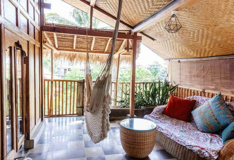 Unique Balian Beach House