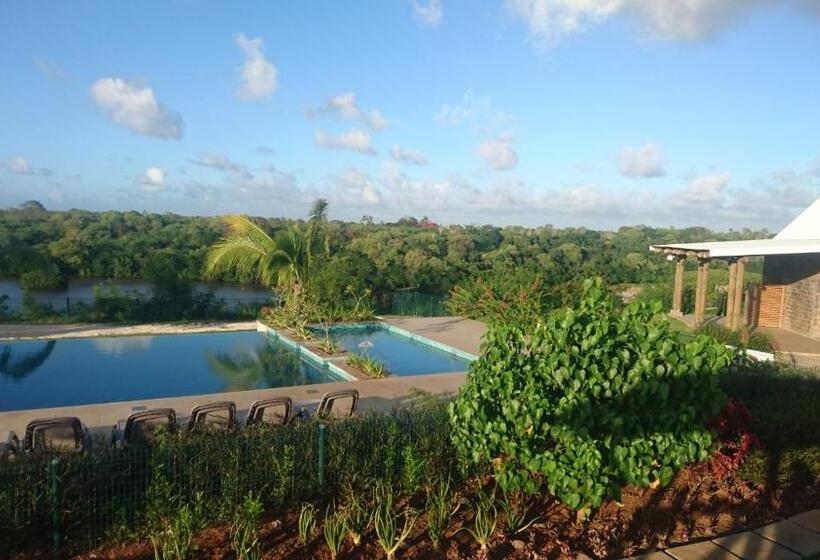 Port Chambly Mango Tree House