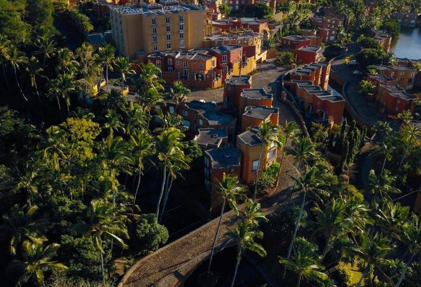 Port Chambly Mango Tree House