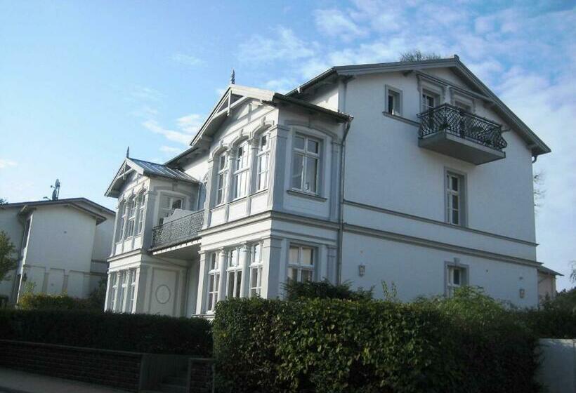 Villa Baroni Nur 200m Vom Ostseestrand Entfernt