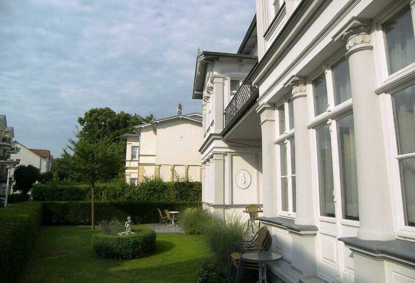 Villa Baroni Nur 200m Vom Ostseestrand Entfernt