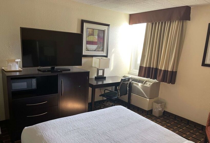 Отель Baymont By Wyndham Dunmore