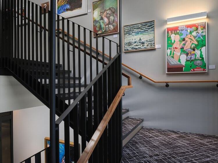 Iceland Parliament Hotel, Curio Collection By Hilton