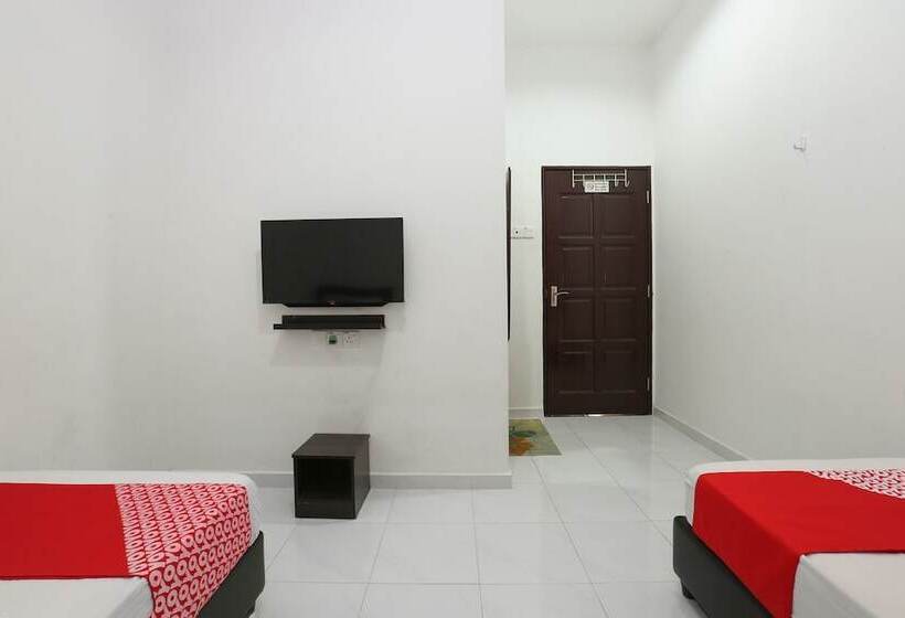 בית מלון כפרי Wadi Isfa Inn By Oyo Rooms