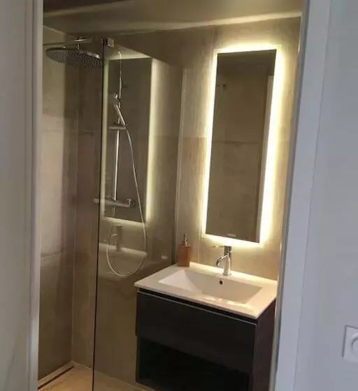 Le Patio Du Bourg   Studio Entre Lac Et Océan