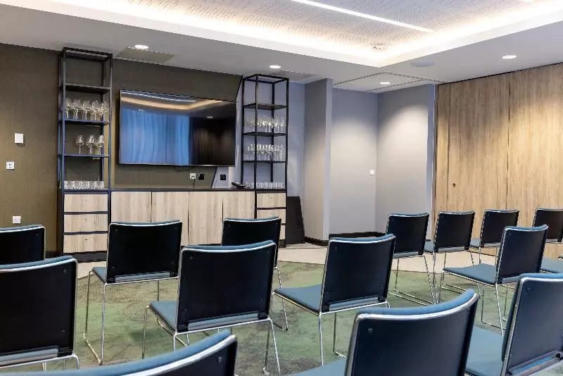 Novotel Liverpool Paddington Village