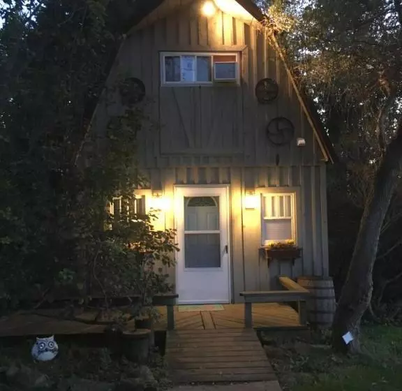Wildflower Cottage