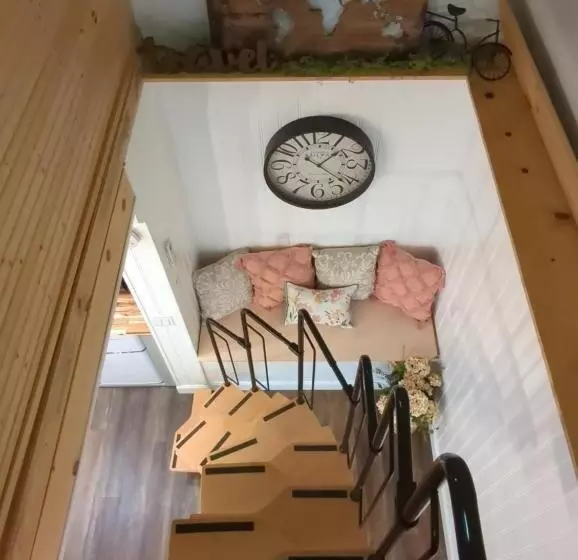Wildflower Cottage