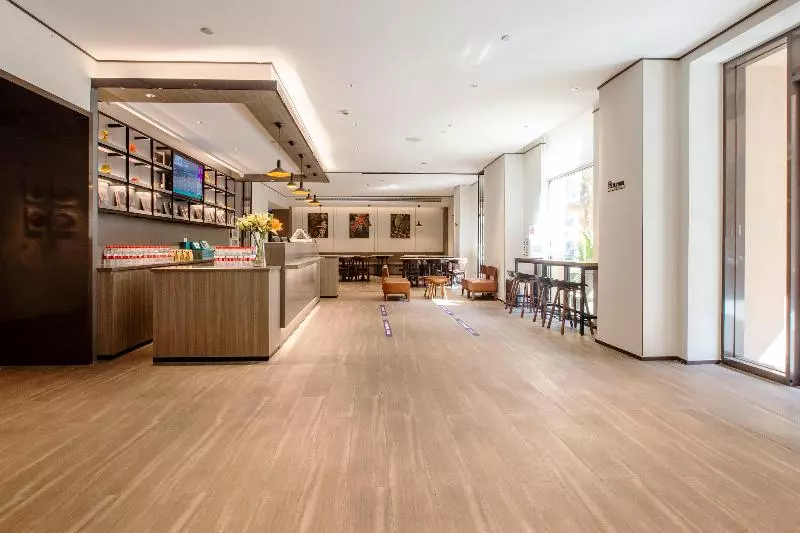 Отель Hanting  Shanghai Lujiazui Dongnan Road