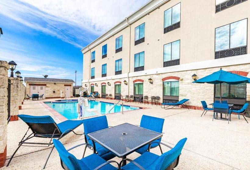 בית מלון כפרי Holiday Inn Express & Suites Floresville By Ihg
