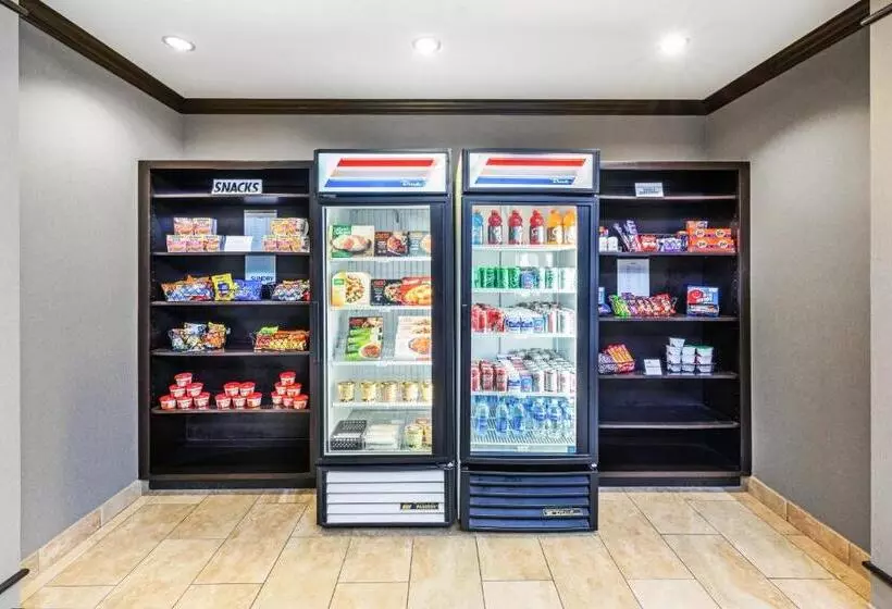 호텔 Holiday Inn Express & Suites Floresville By Ihg