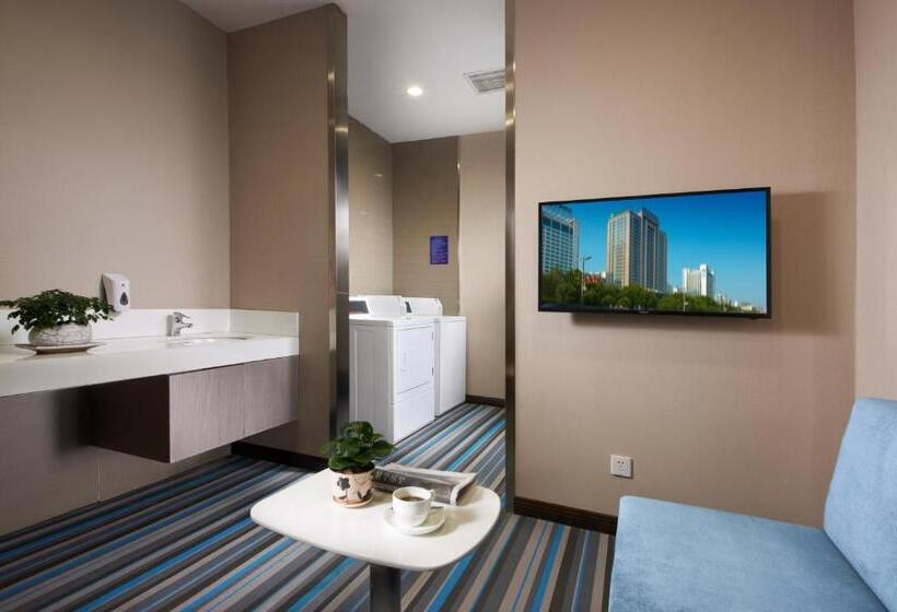 ホテル Holiday Inn Express Luoyang City Center, An Ihg